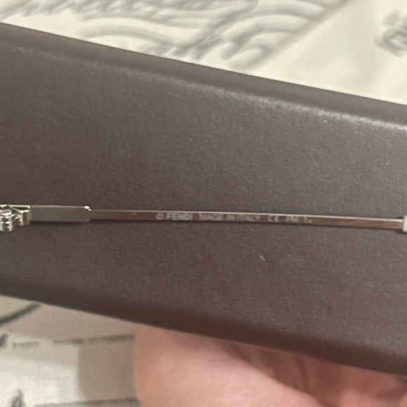 HOLD NEW FENDI FF0194/S WH1 7R LIGHT BLUE AVIATOR SILVER FANTASY LOGO LENS - Picture 9 of 14